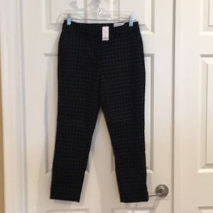 NWT White House Black Market Pants 6P -Black/print